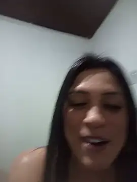 Snapshot of Milabri chatting on June 2026 03:11:02 AM Milabri online show from June 2026 03:11:02 AM