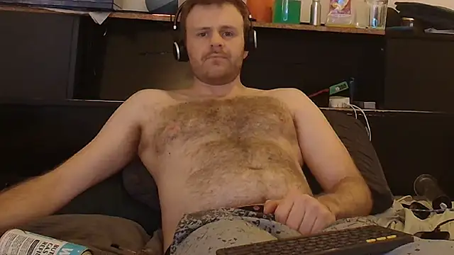 Snapshot of kinkyboipig chatting on June 2026 08:52:02 PM kinkyboipig online show from June 2026 08:52:02 PM