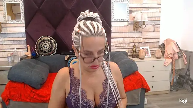 ElviraZoi online show from July 2026 06:55:02 AM