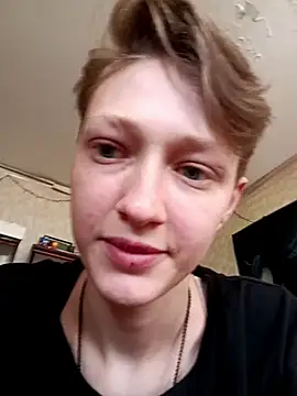Snapshot of Luna-Desire chatting on June 2026 08:50:01 AM Luna-Desire online show from June 2026 08:50:01 AM