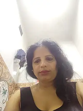 Snapshot of SWEETY01990 chatting on July 2026 02:04:02 AM SWEETY01990 online show from July 2026 02:04:02 AM