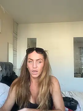 GIJANE88 online show from June 2026 06:12:01 PM