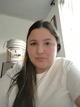 Snapshot of KatBennett chatting on July 2026 11:17:02 AM KatBennett online show from July 2026 11:17:02 AM