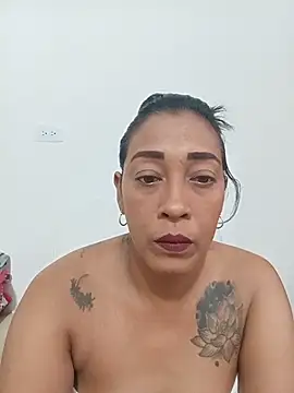 candelahot10 online show from July 2026 01:36:02 PM