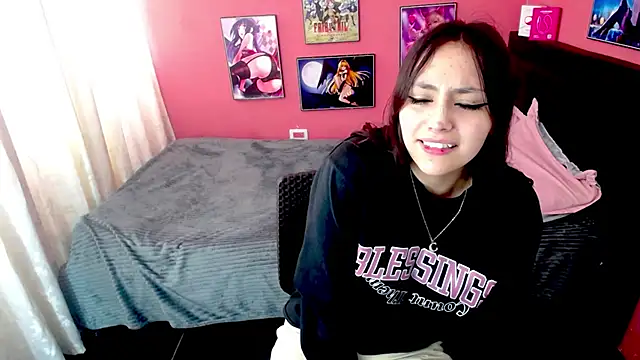 Sakura Mimi online show from June 2026 01:37:01 PM