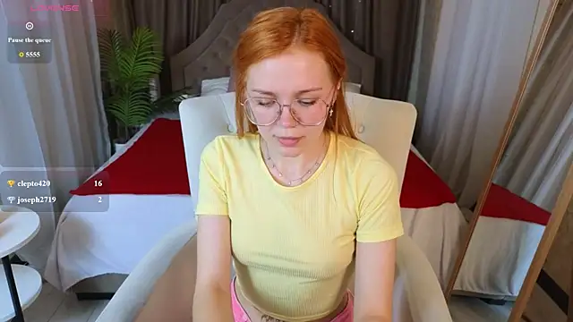 Snapshot of memymee_ chatting on July 2026 01:31:02 AM memymee online show from July 2026 01:31:02 AM