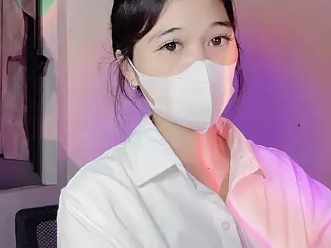 Snapshot of miumiubeauty chatting on June 2026 03:50:02 PM miumiubeauty online show from June 2026 03:50:02 PM