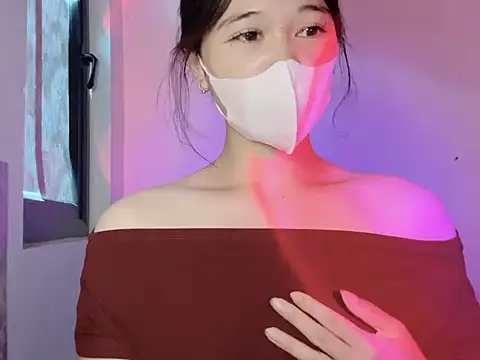 Snapshot of miumiubeauty chatting on July 2026 04:52:01 AM miumiubeauty online show from July 2026 04:52:01 AM