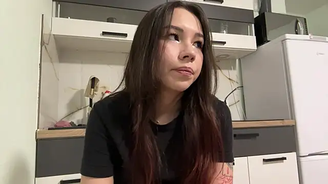 Snapshot of HotGirlMilla chatting on June 2026 07:57:02 PM HotGirlMilla online show from June 2026 07:57:02 PM