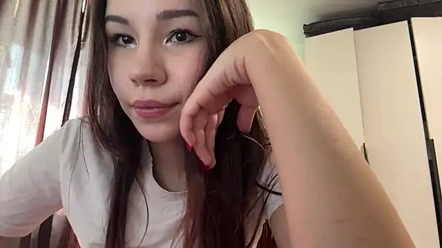 Snapshot of HotGirlMilla chatting on June 2026 02:29:01 PM HotGirlMilla online show from June 2026 02:29:01 PM