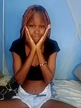 Snapshot of sweettracy13 chatting on June 2026 08:45:02 AM sweettracy13 online show from June 2026 08:45:02 AM