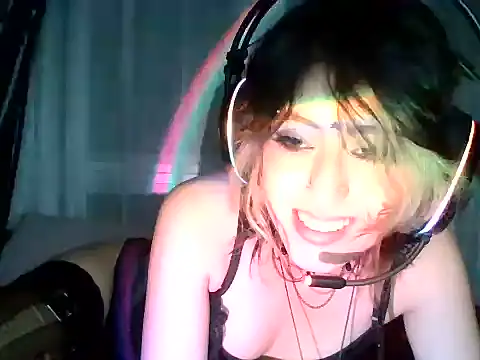 Snapshot of kittenpasive30 chatting on July 2026 01:07:02 AM kittenpasive30 online show from July 2026 01:07:02 AM