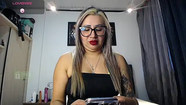 Im Shantal69 online show from June 2026 11:07:01 PM