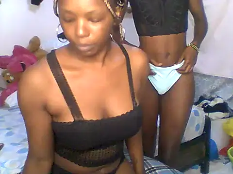 Ladysweetness23 online show from June 2026 04:13:02 AM