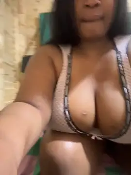 Curveybubbles23 online show from June 2026 06:34:02 AM