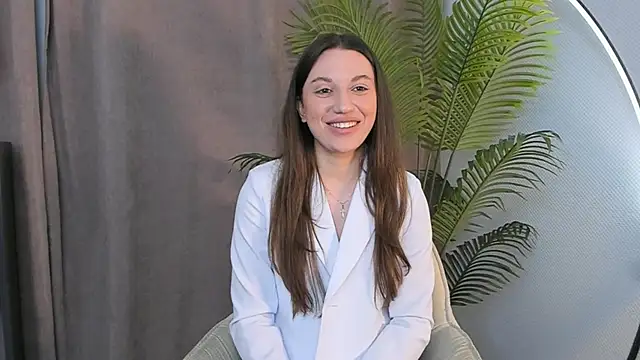 Snapshot of RosanaWeyler chatting on June 2026 02:26:02 PM RosanaWeyler online show from June 2026 02:26:02 PM