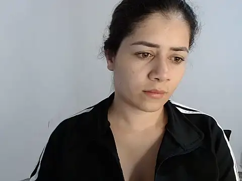 Snapshot of Luna_zoe chatting on July 2026 04:22:01 PM Luna zoe online show from July 2026 04:22:01 PM