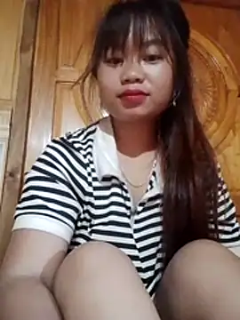 Snapshot of -Hezy- chatting on June 2026 10:12:02 PM -Hezy- online show from June 2026 10:12:02 PM