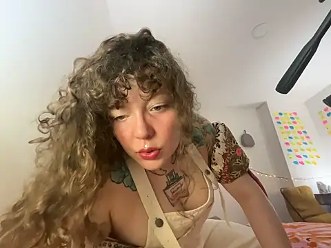 antonellastonnn online show from June 2026 08:11:01 PM