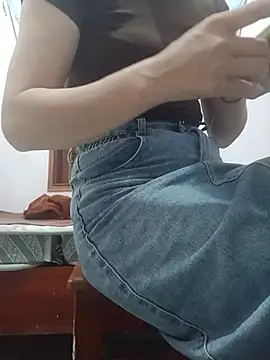 Snapshot of Bong_Hoa chatting on July 2026 11:44:01 PM Bong Hoa online show from July 2026 11:44:01 PM