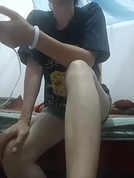 Snapshot of Bong_Hoa chatting on July 2026 11:51:01 PM Bong Hoa online show from July 2026 11:51:01 PM