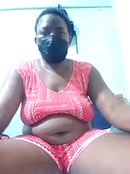 Snapshot of Thickmom3 chatting on June 2026 10:52:02 AM Thickmom3 online show from June 2026 10:52:02 AM