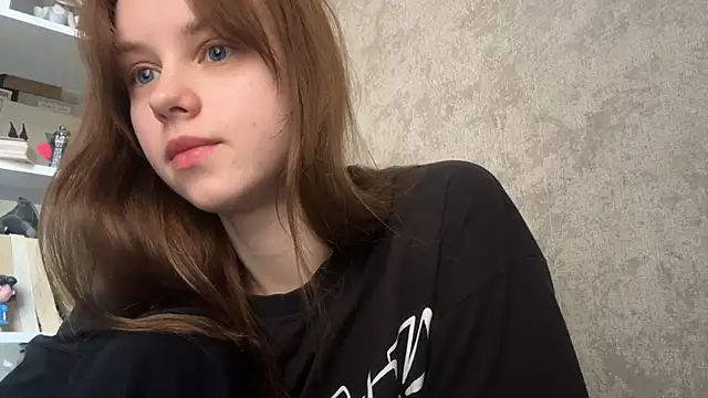 Snapshot of Mollybeans chatting on June 2026 03:46:01 PM Mollybeans online show from June 2026 03:46:01 PM