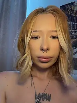 MaryChanXO online show from June 2026 05:04:01 AM