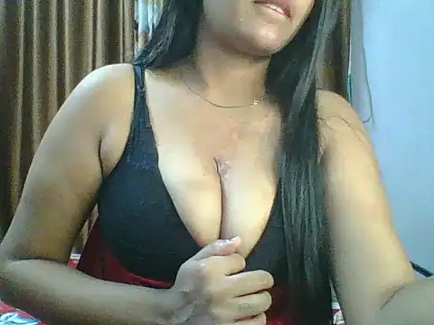 Snapshot of X_Charmi chatting on June 2026 01:13:01 PM X Charmi online show from June 2026 01:13:01 PM