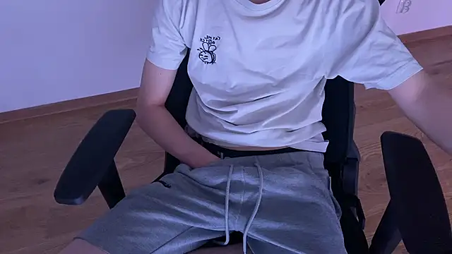 CyprianFireroom online show from July 2026 09:13:01 PM