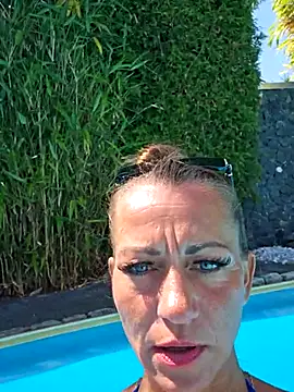 housewifebella online show from June 2026 10:36:01 AM