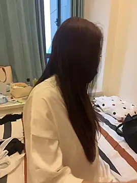 Snapshot of wwang_0604 chatting on June 2026 11:07:01 PM wwang 0604 online show from June 2026 11:07:01 PM