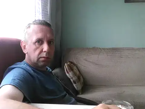 Snapshot of RafalekRozmarynowski81 chatting on June 2026 05:08:02 AM RafalekRozmarynowski81 online show from June 2026 05:08:02 AM