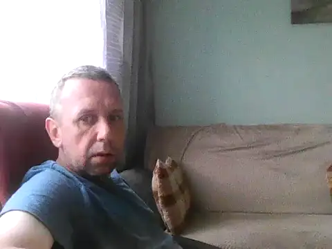 Snapshot of RafalekRozmarynowski81 chatting on June 2026 04:59:02 AM RafalekRozmarynowski81 online show from June 2026 04:59:02 AM