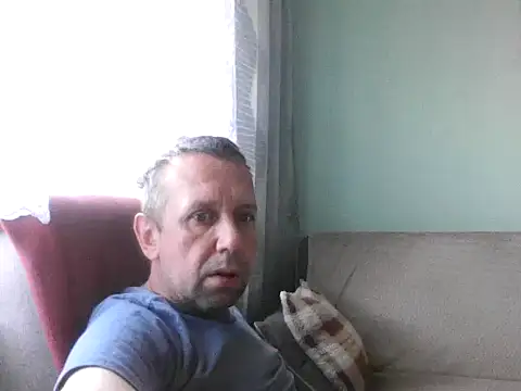 Snapshot of RafalekRozmarynowski81 chatting on July 2026 04:50:01 AM RafalekRozmarynowski81 online show from July 2026 04:50:01 AM