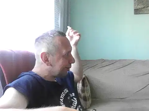 Snapshot of RafalekRozmarynowski81 chatting on July 2026 05:13:01 AM RafalekRozmarynowski81 online show from July 2026 05:13:01 AM
