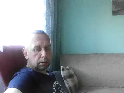 Snapshot of RafalekRozmarynowski81 chatting on July 2026 05:11:01 AM RafalekRozmarynowski81 online show from July 2026 05:11:01 AM