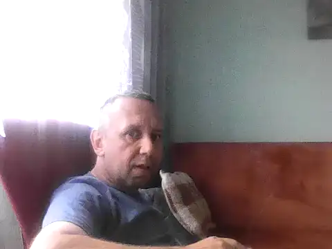 Snapshot of RafalekRozmarynowski81 chatting on July 2026 06:00:02 AM RafalekRozmarynowski81 online show from July 2026 06:00:02 AM