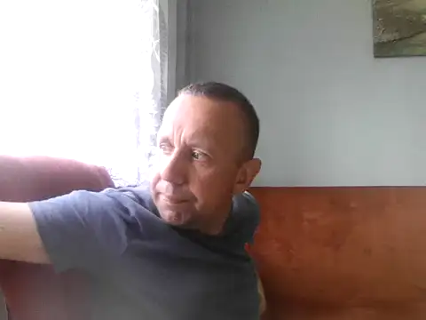 Snapshot of RafalekRozmarynowski81 chatting on July 2026 01:07:01 PM RafalekRozmarynowski81 online show from July 2026 01:07:01 PM