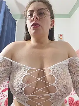 Snapshot of celeste_rivaXXX chatting on June 2026 03:22:01 AM celeste rivaXXX online show from June 2026 03:22:01 AM