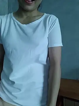 Snapshot of camri-zz chatting on June 2026 07:55:02 AM camri-zz online show from June 2026 07:55:02 AM