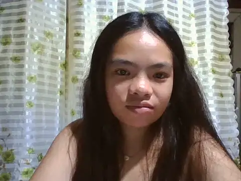 pretty gia online show from June 2026 06:11:02 PM