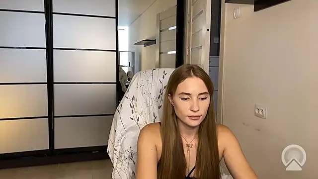 Snapshot of Miss_Luna_meow chatting on August 2026 10:36:01 AM Miss Luna meow online show from August 2026 10:36:01 AM