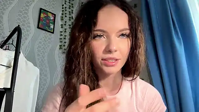 IsadoraCaltagirone online show from June 2026 10:51:01 AM