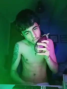 hugitolopez online show from July 2026 11:42:02 PM