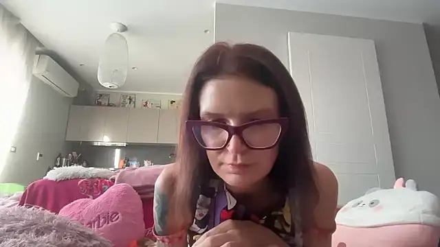Snapshot of KittyKatKlub chatting on June 2026 04:53:02 PM KittyKatKlub online show from June 2026 04:53:02 PM
