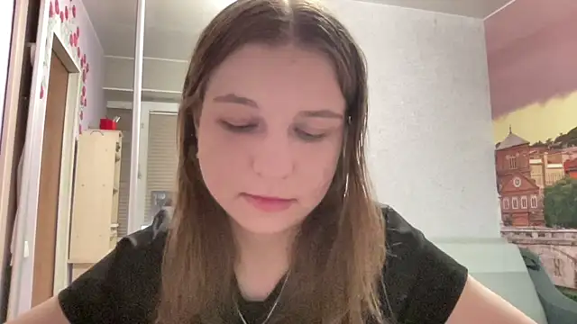 HwaTrippel online show from July 2026 06:47:02 PM