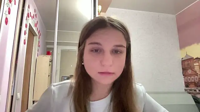 HwaTrippel online show from August 2026 05:12:02 PM