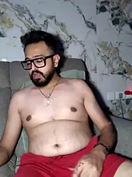 Snapshot of freakkydessi chatting on August 2026 07:17:01 PM freakkydessi online show from August 2026 07:17:01 PM
