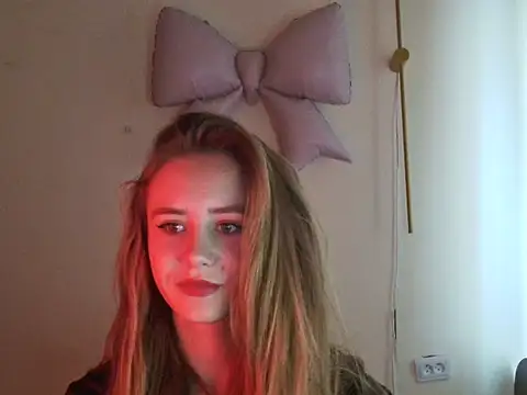 MyLittle Flame  online show from July 2026 12:11:02 PM